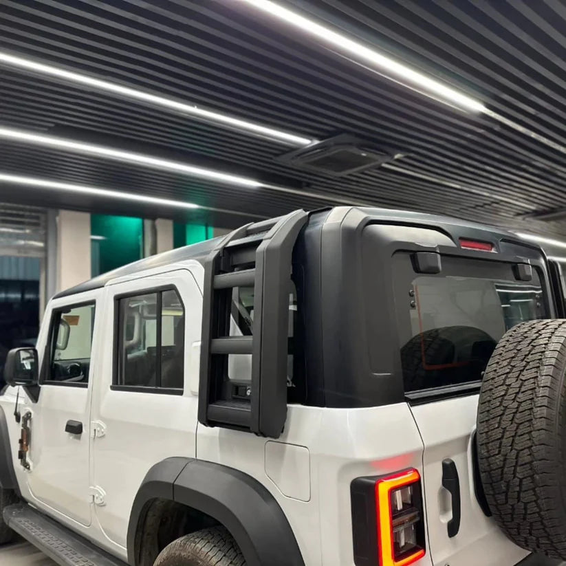 Deployable Ladder For Mahindra Thar Roxx (Defender Style)