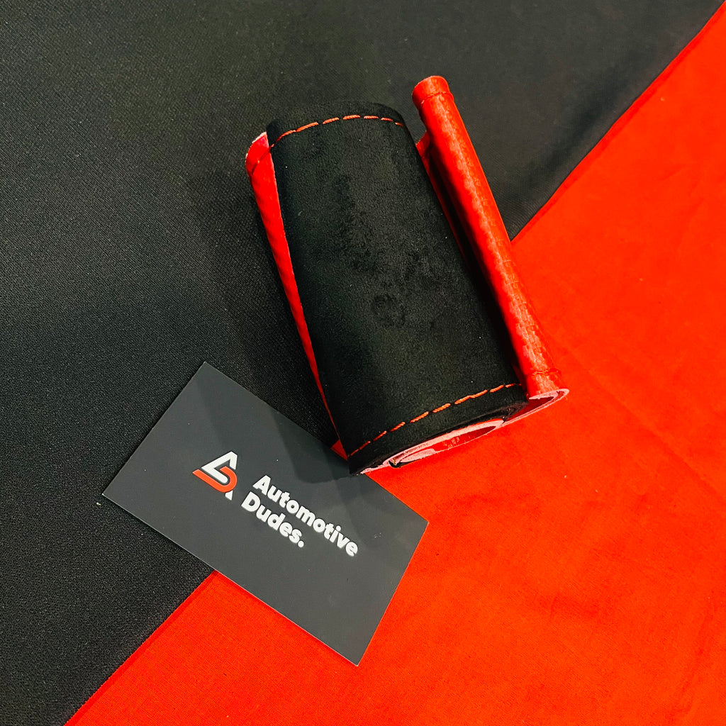 Universal Carbon + Alcantara Steering Cover