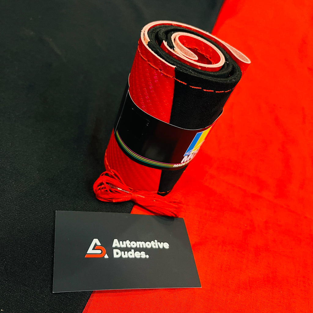 Universal Carbon + Alcantara Steering Cover