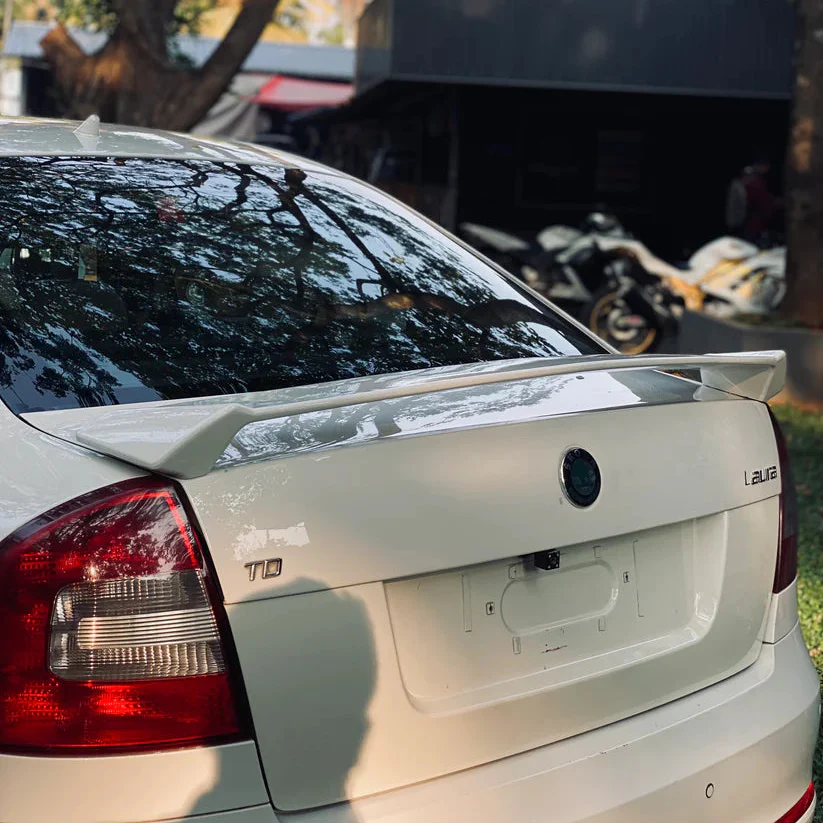 Skoda Laura / Octavia VRS Rear Spoiler | Laura Sporty Lip WIng