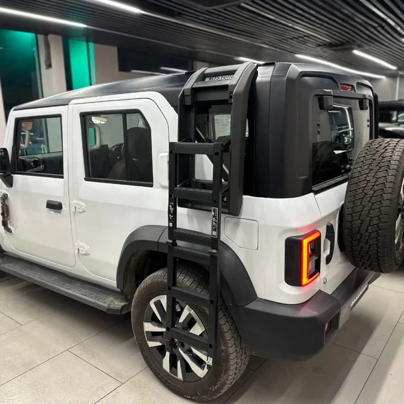 Deployable Ladder For Mahindra Thar Roxx (Defender Style)